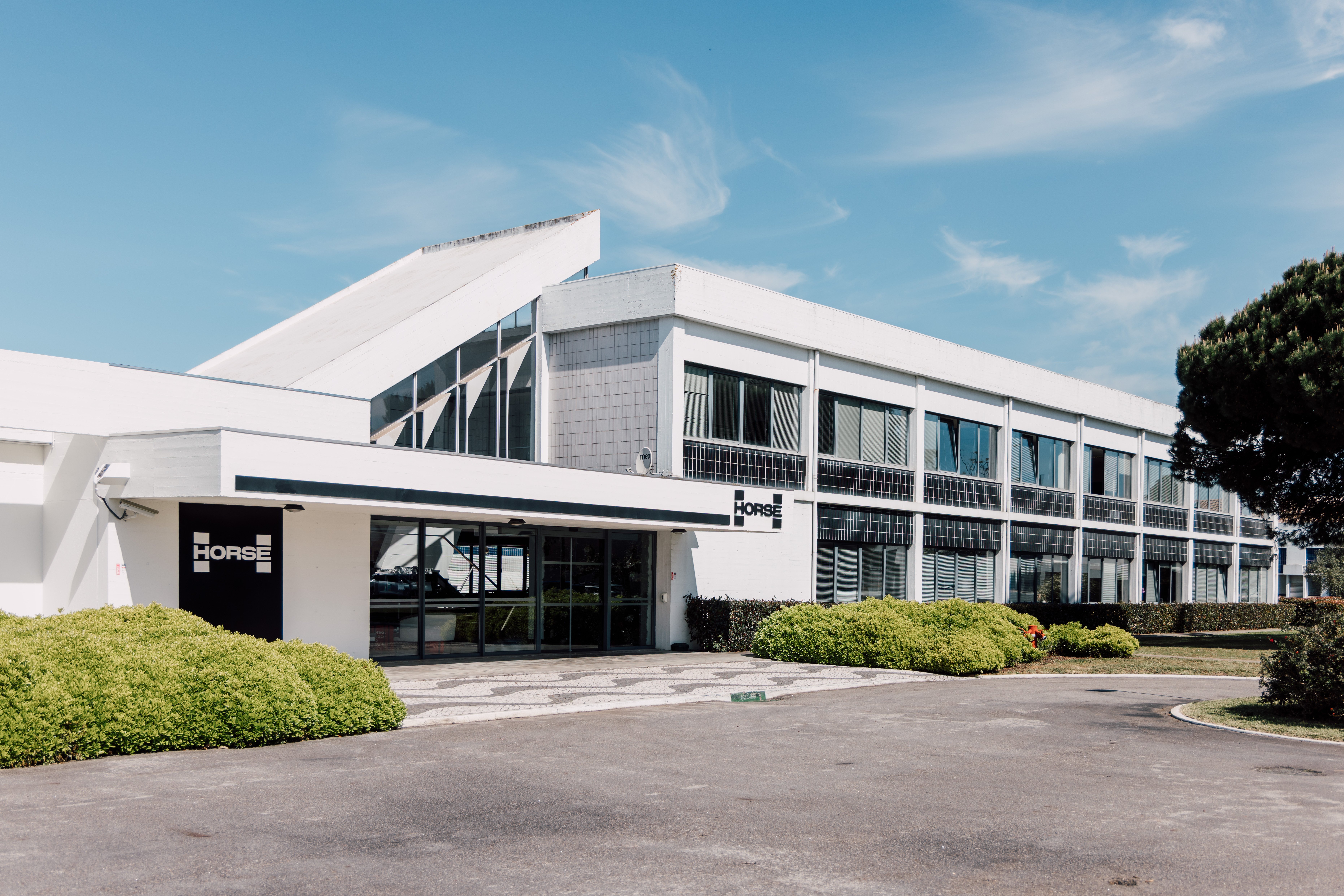 The exterior of Horse Powertrain's site at Aveiro, Portugal